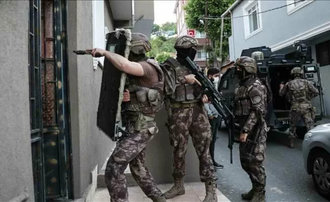 İstanbul'da DEAŞ Operasyonu: 8 Gözaltı
