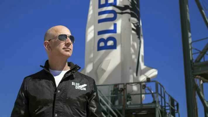 Jeff Bezos Bugün Uzaya Fırlatılacak
