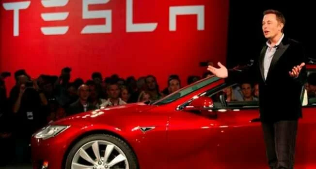 Tesla Hakkında Şok İddia: Araçları Fareler Yiyor