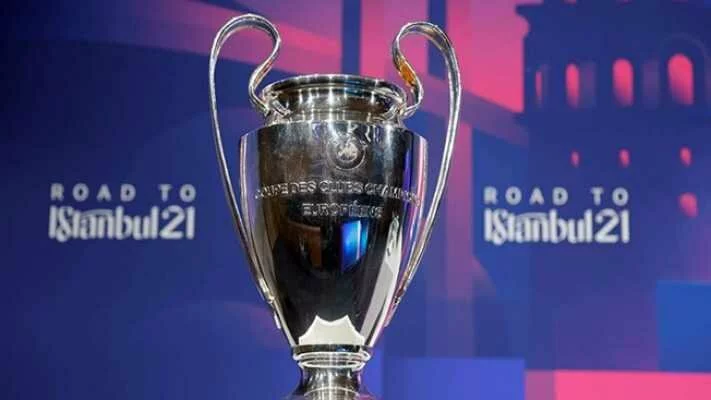 UEFA Duyurdu: Şampiyonlar Ligi Finali İstanbul'da Oynanacak