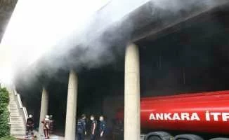 Ankara'da İş Merkezinde Yangın