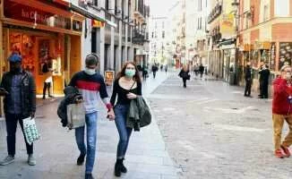 İspanya Maske Kullanma Zorunluluğunu Kaldırıyor