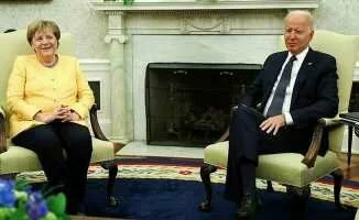 Merkel: Afganistan'da İstediğimiz Ulusu İnşa Edemedik