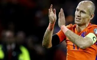 Robben, Bir Kez Daha Futbolu Bıraktı