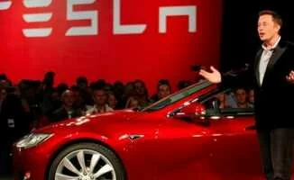 Tesla Hakkında Şok İddia: Araçları Fareler Yiyor